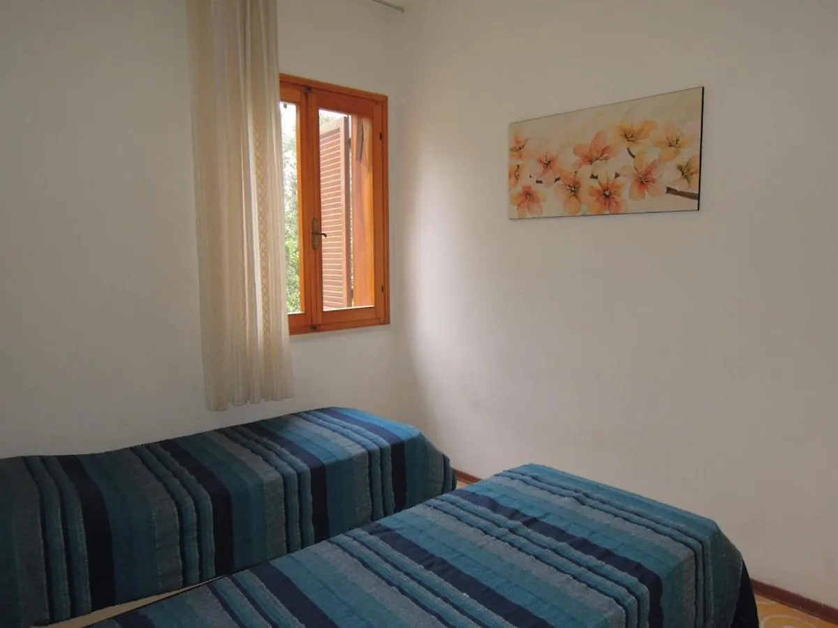 公寓 Villa With Garden 250 Meters From The Beach 比比翁