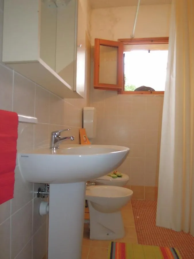 公寓 Villa With Garden 250 Meters From The Beach 比比翁 意大利